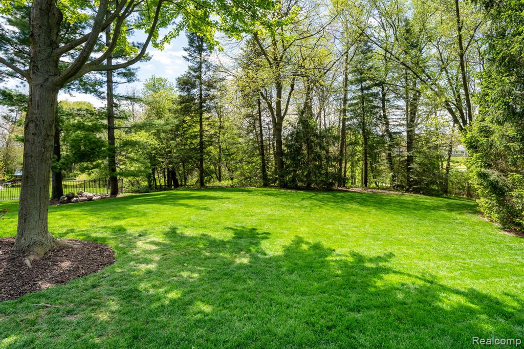 1123 Hickory Hill Drive