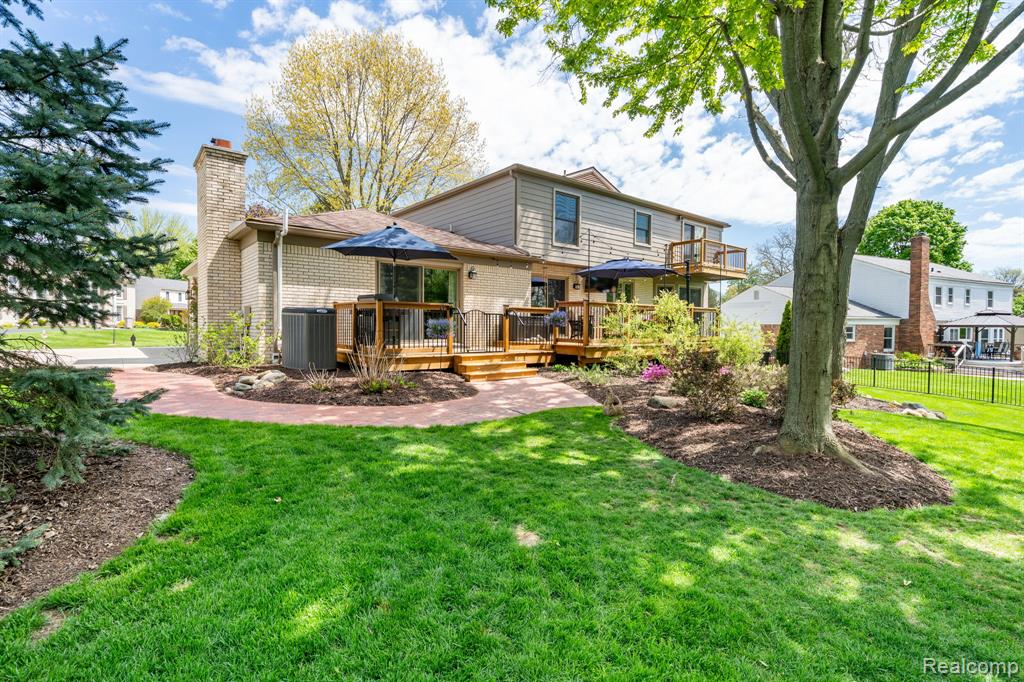1123 Hickory Hill Drive