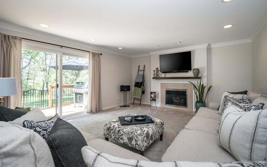 1123 Hickory Hill Drive