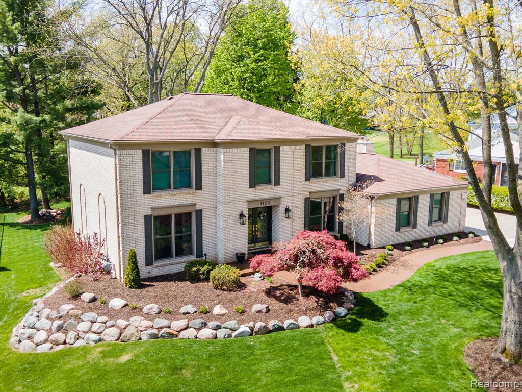 1123 Hickory Hill Drive