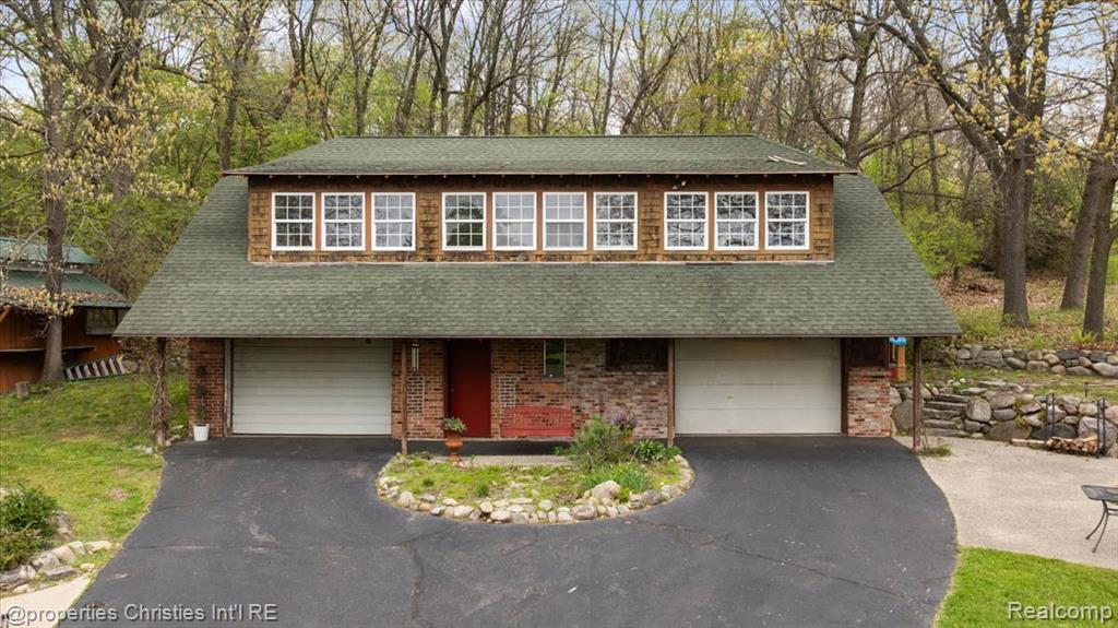 4880 Algonquin Boulevard