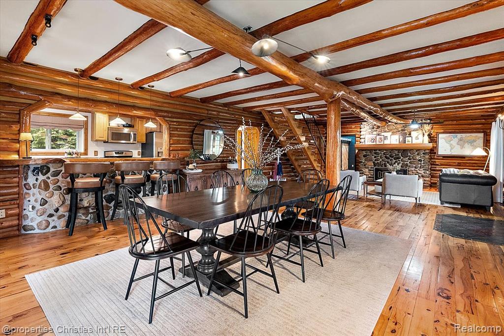 4880 Algonquin Boulevard