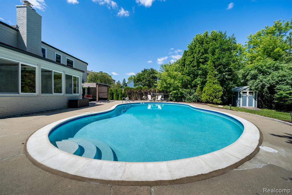 1120 Hackberry Circle