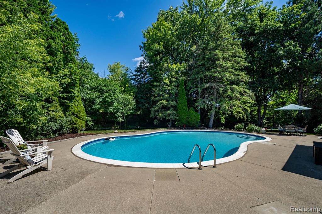 1120 Hackberry Circle