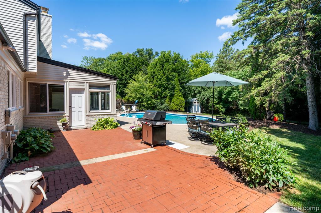 1120 Hackberry Circle