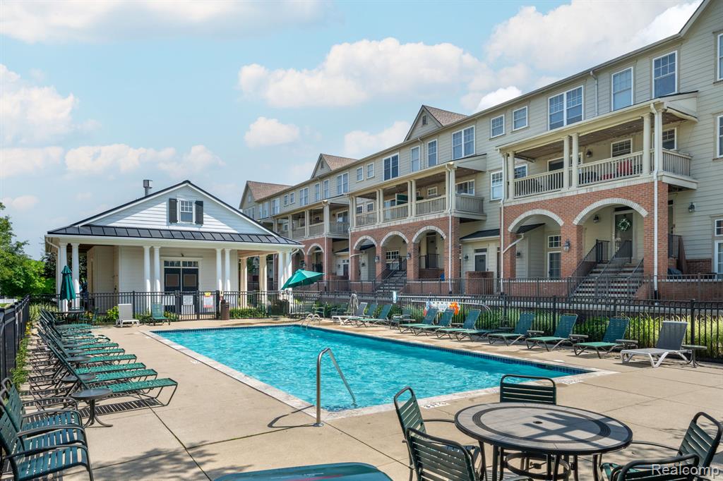 192 Amys Walk
