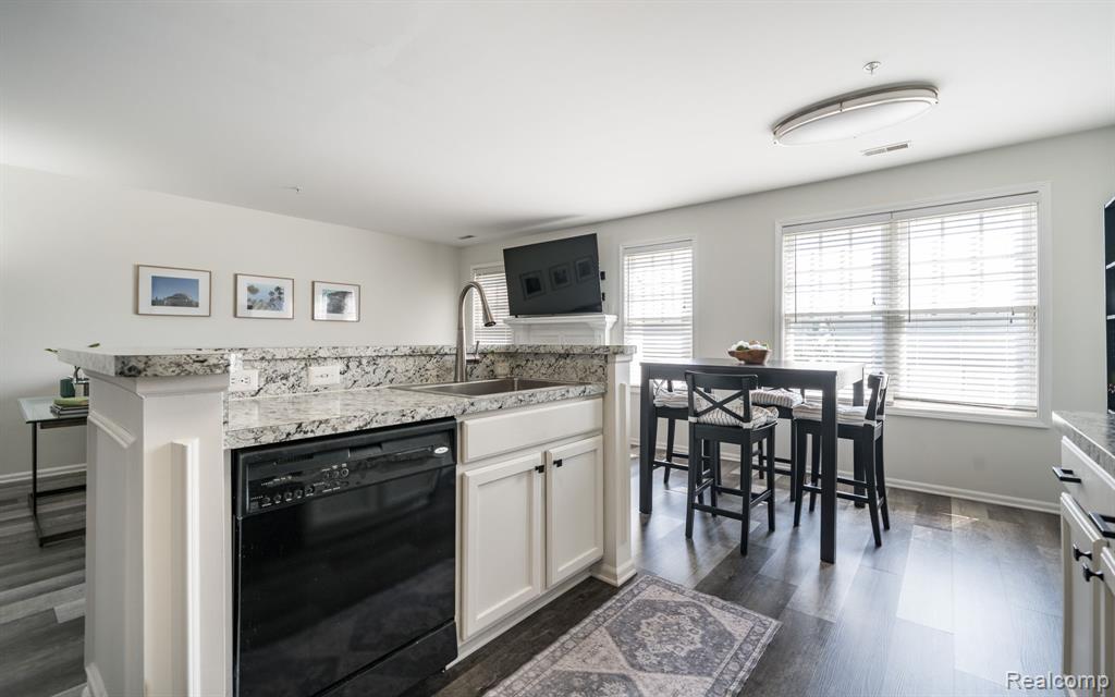 192 Amys Walk
