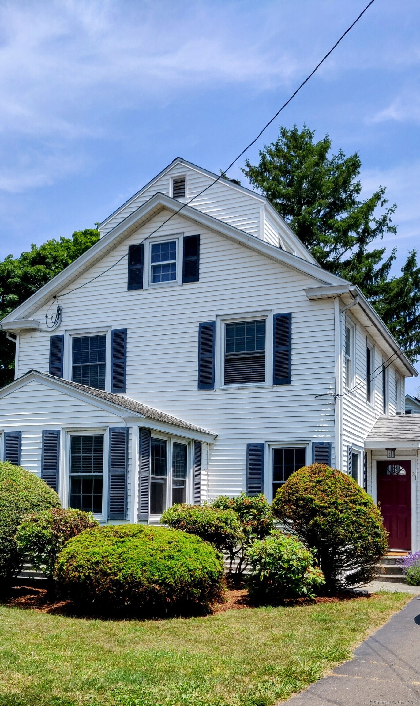31 Woodlawn Avenue