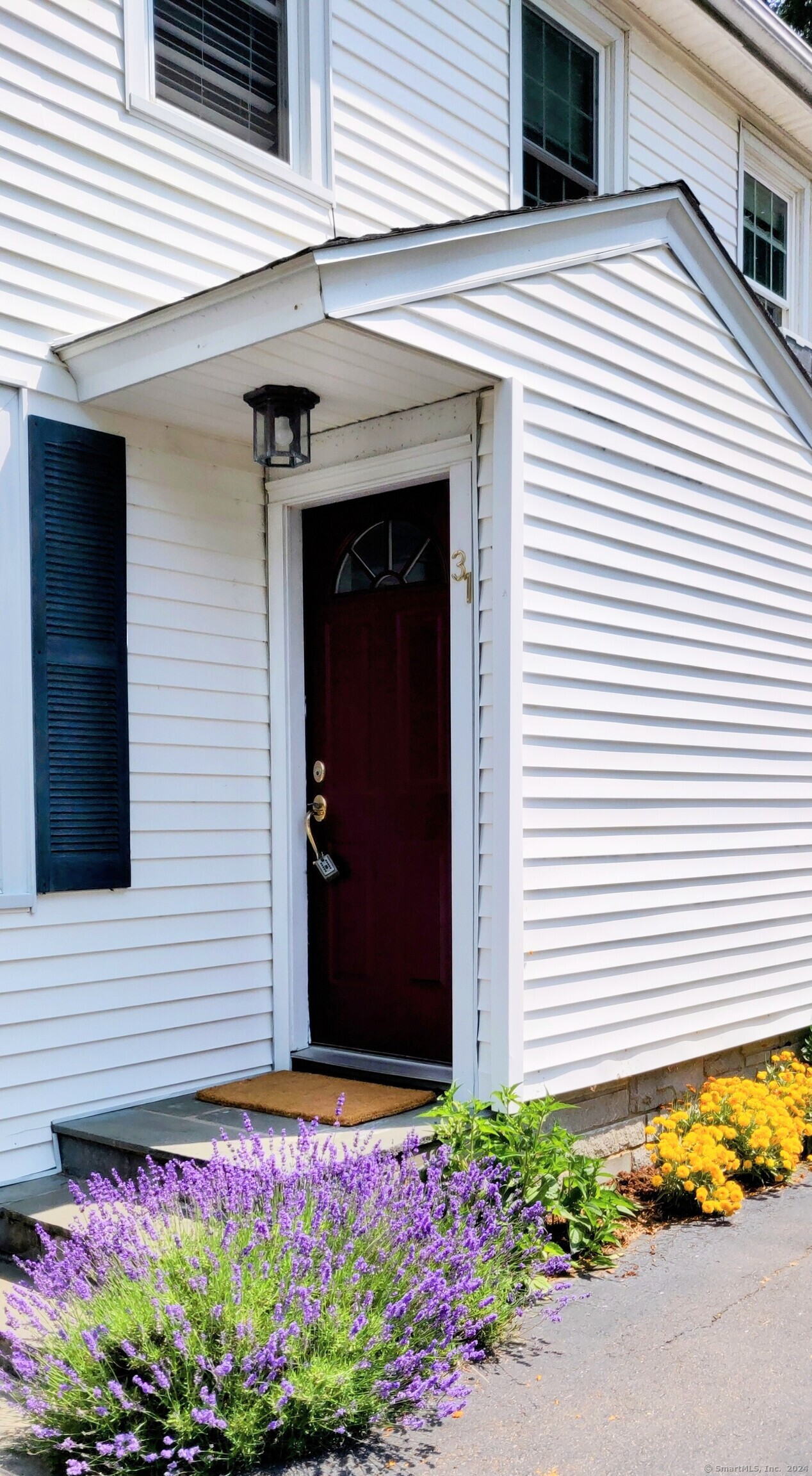 31 Woodlawn Avenue