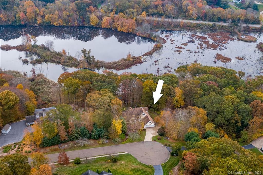 3 Lake Louise Drive