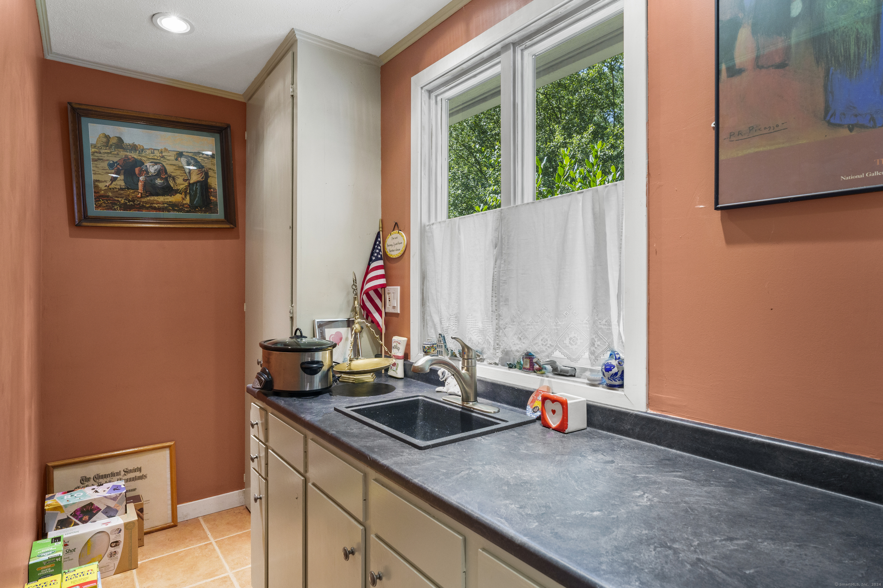 268 Peddlers Road