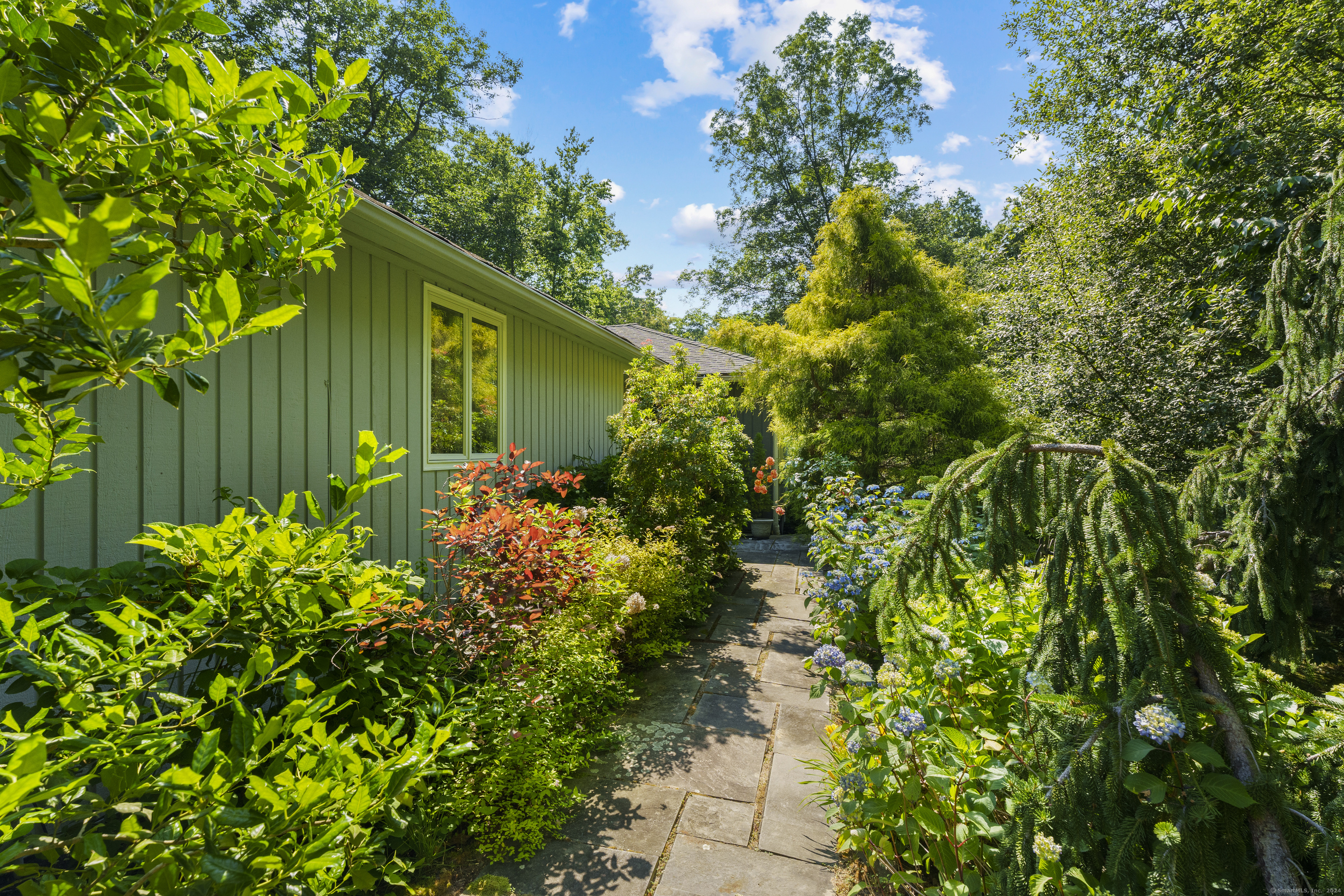 268 Peddlers Road