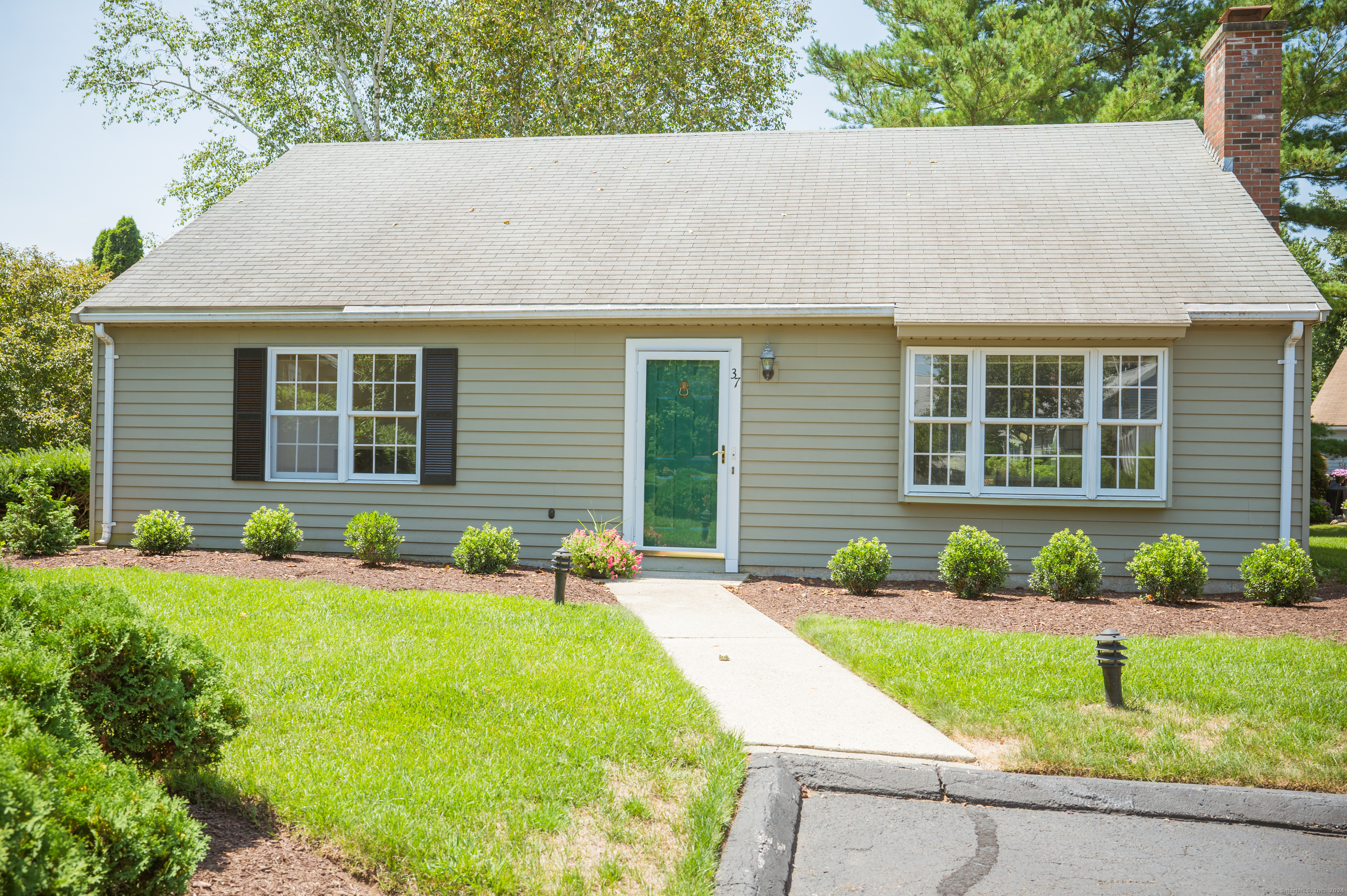 37 Aylesbury Circle 37