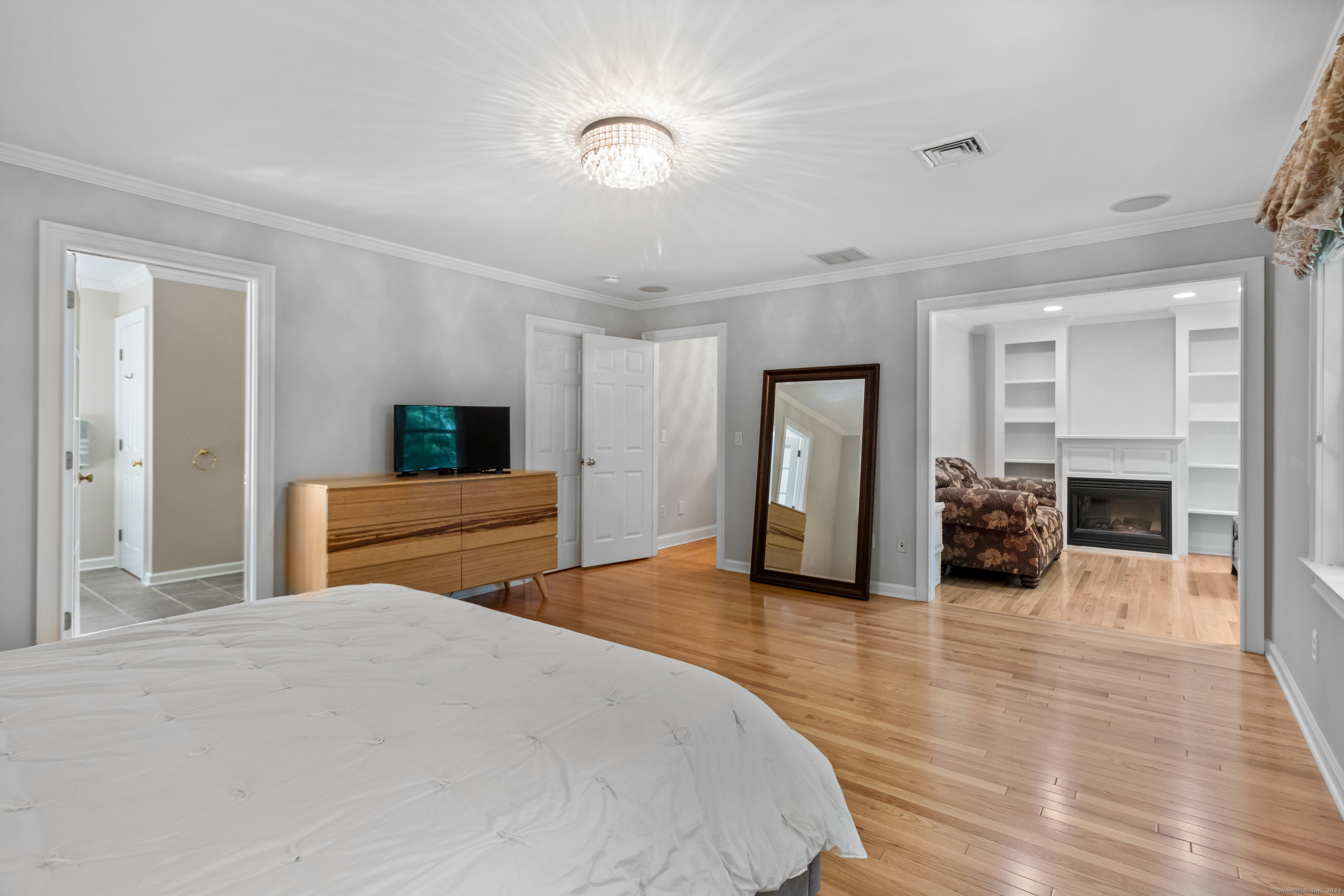 141 Opening Hill Road