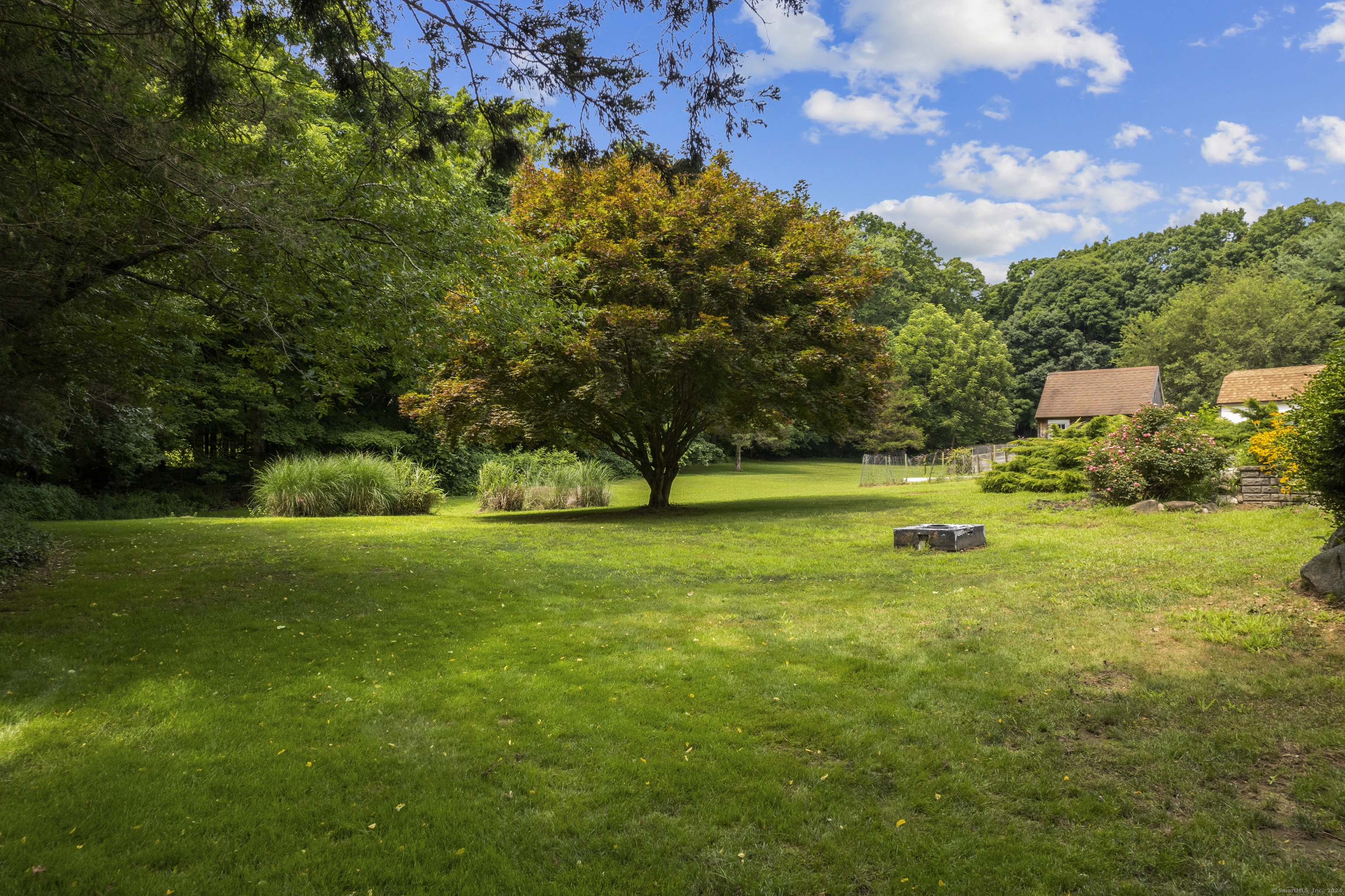 389 Horse Pond Road
