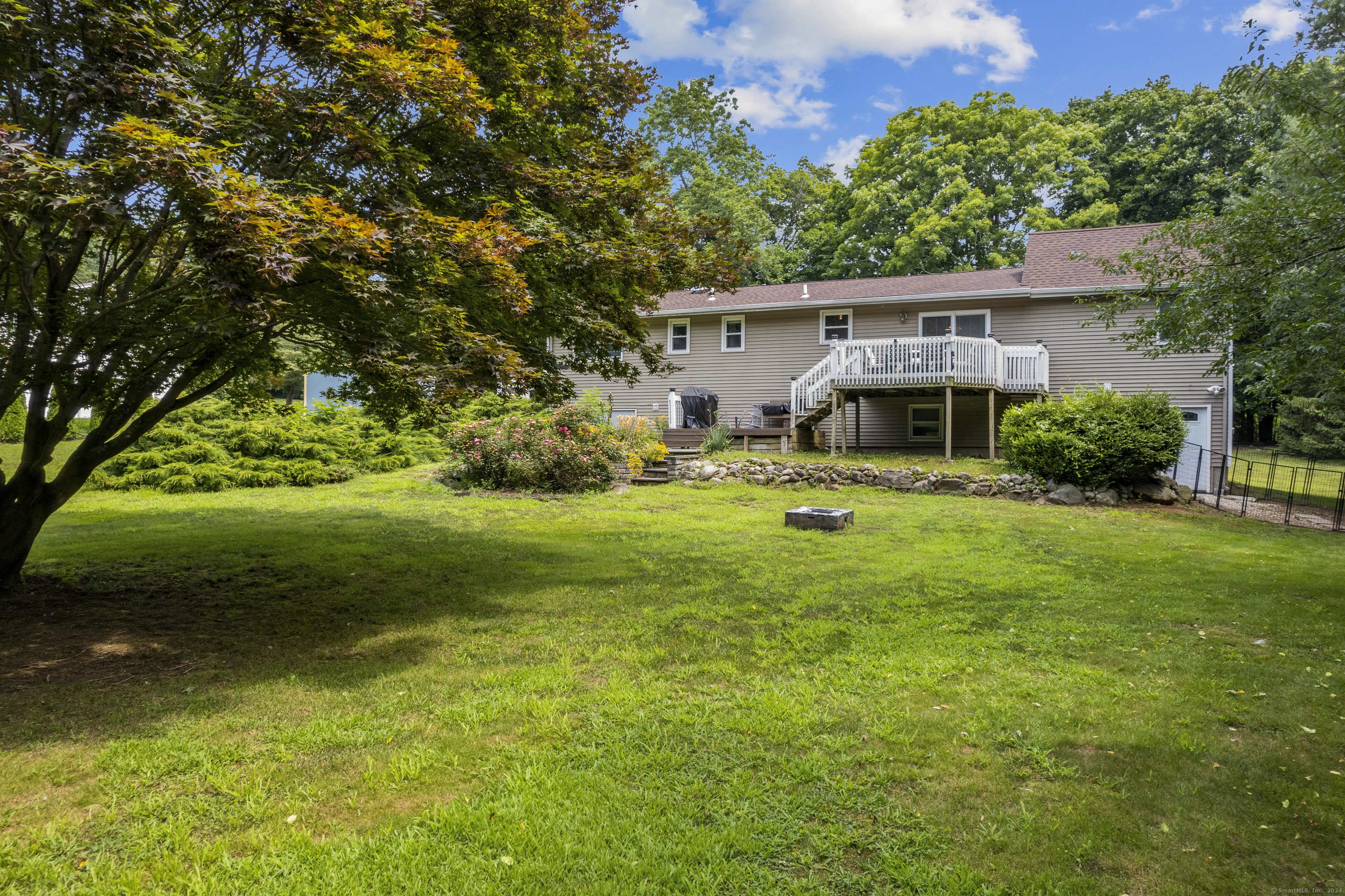 389 Horse Pond Road