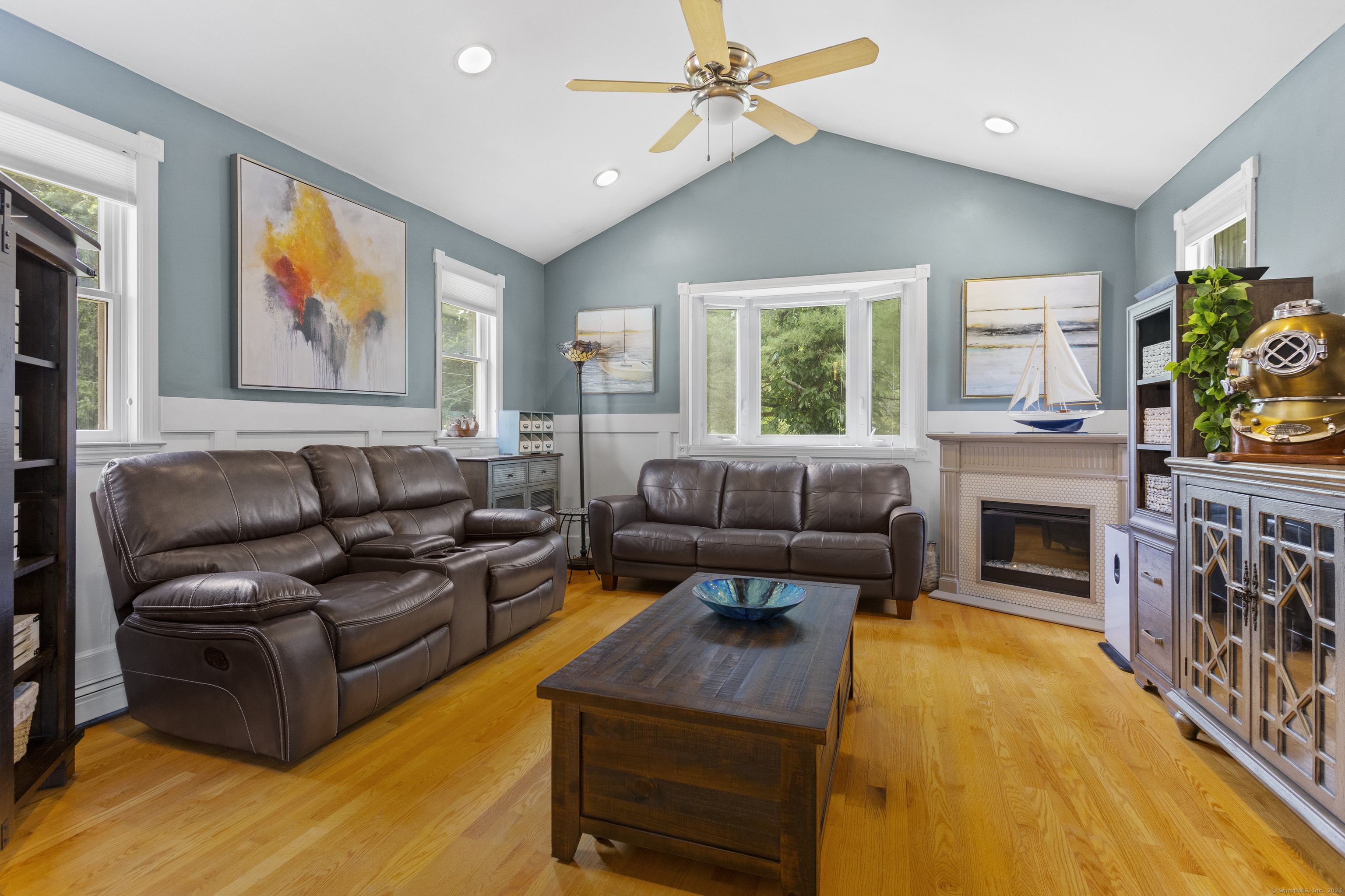 389 Horse Pond Road