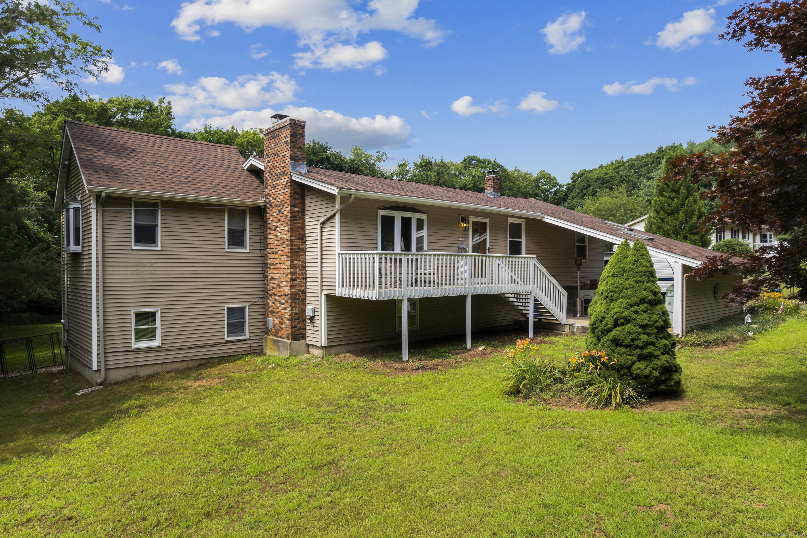 389 Horse Pond Road
