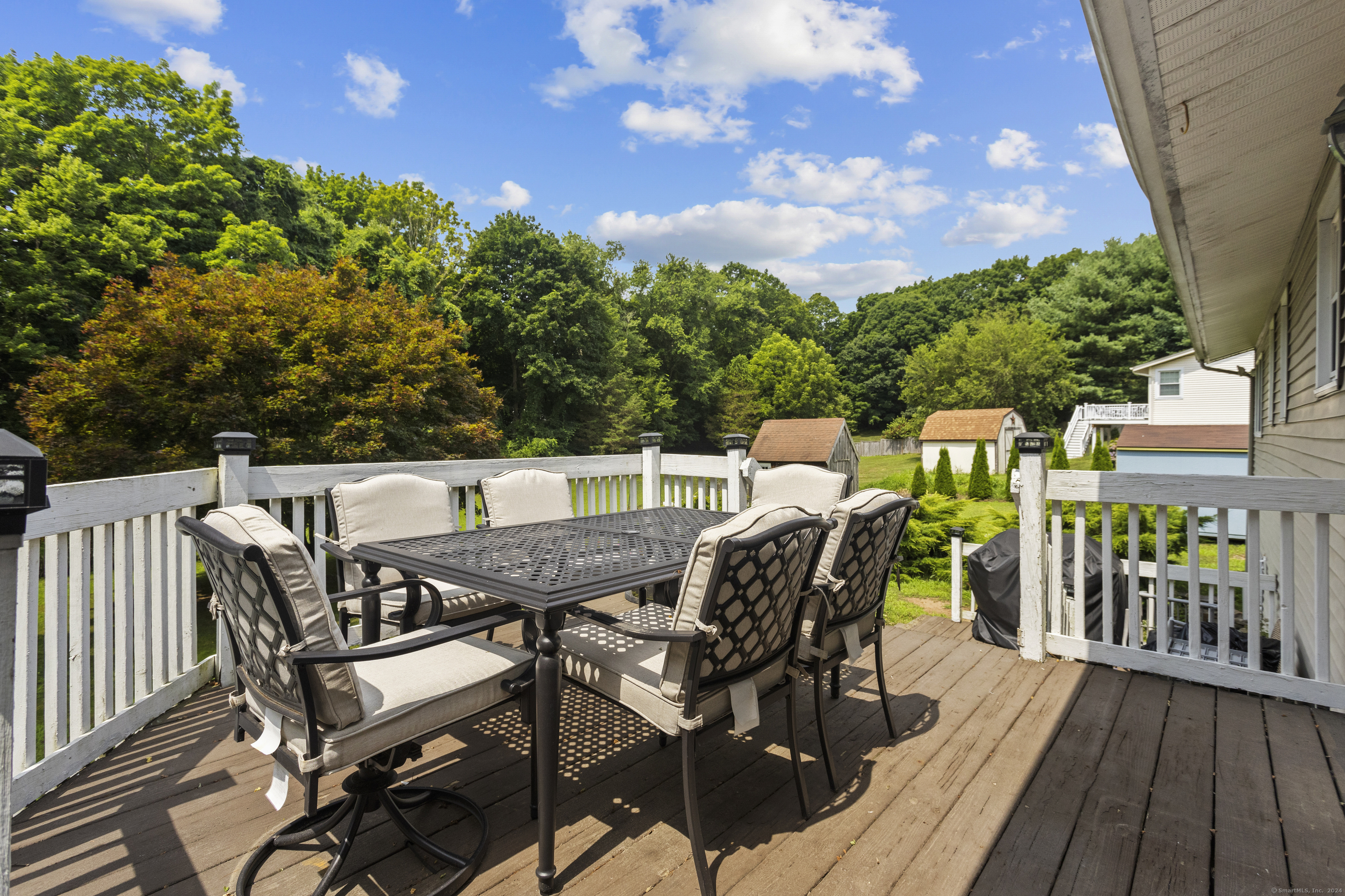 389 Horse Pond Road