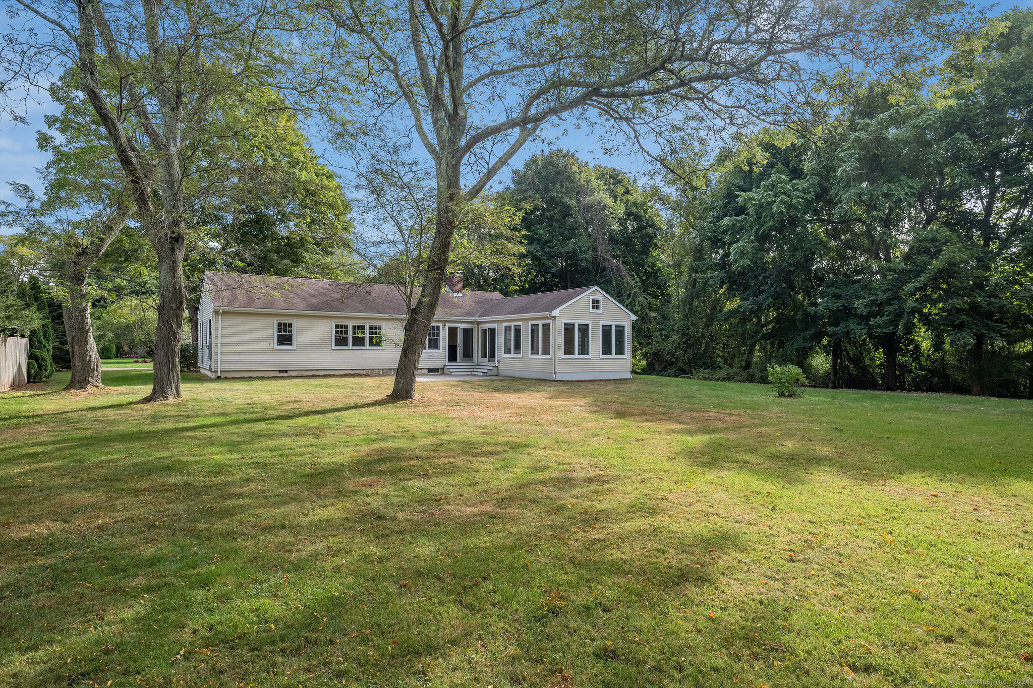 44 Shorelands Drive