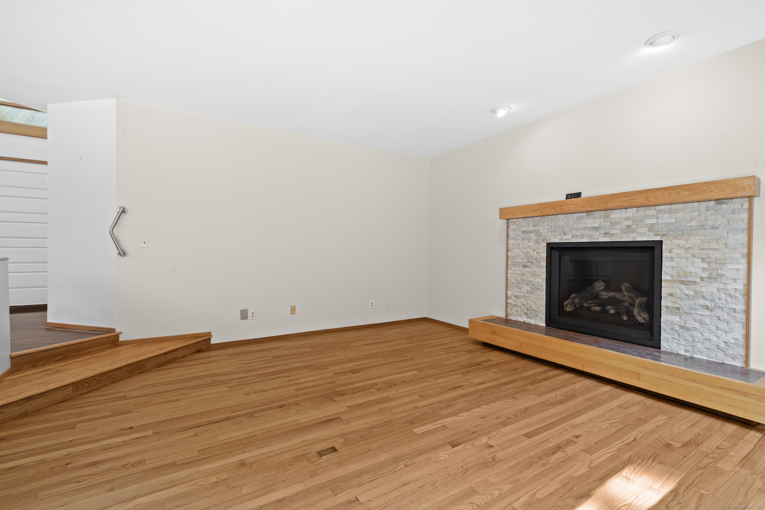 23 Williamsburg Circle