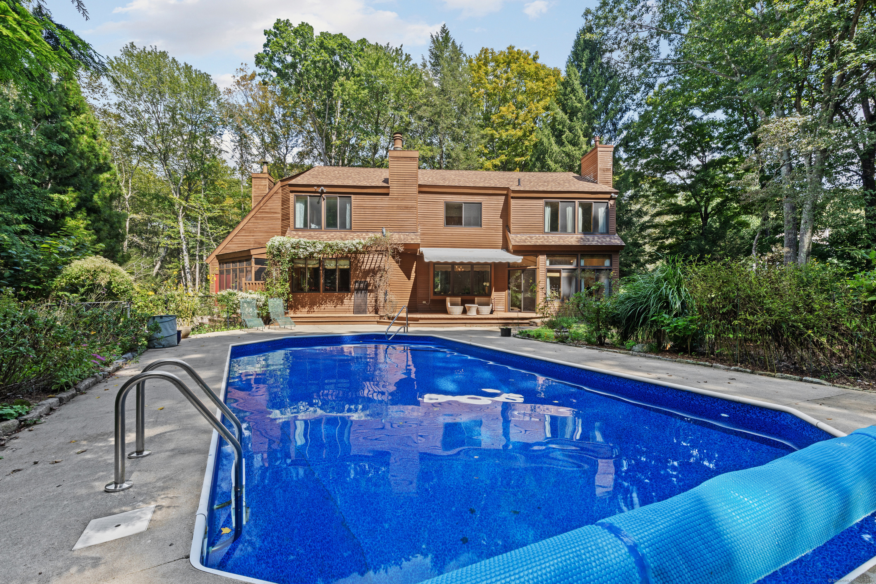 23 Williamsburg Circle