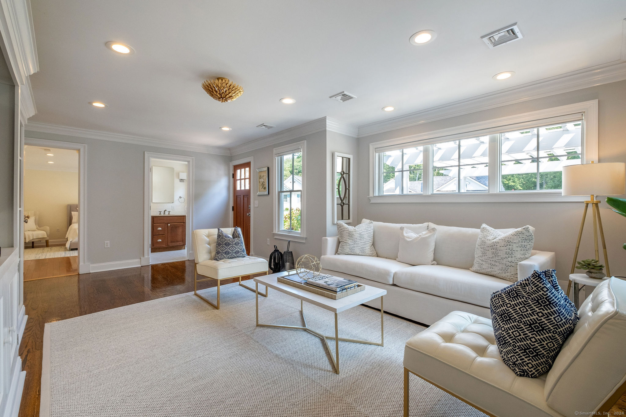 85 Island Avenue