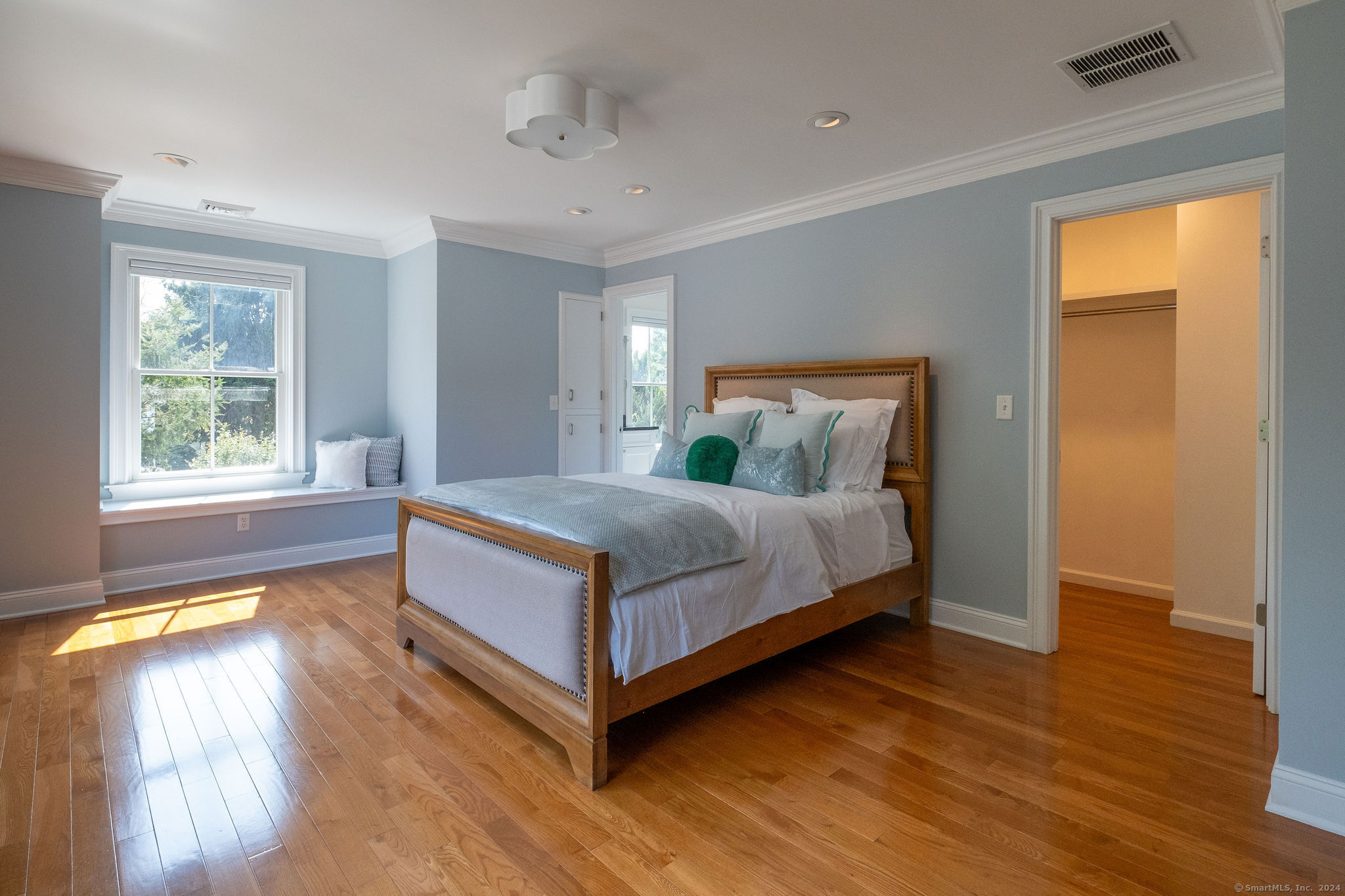 85 Island Avenue