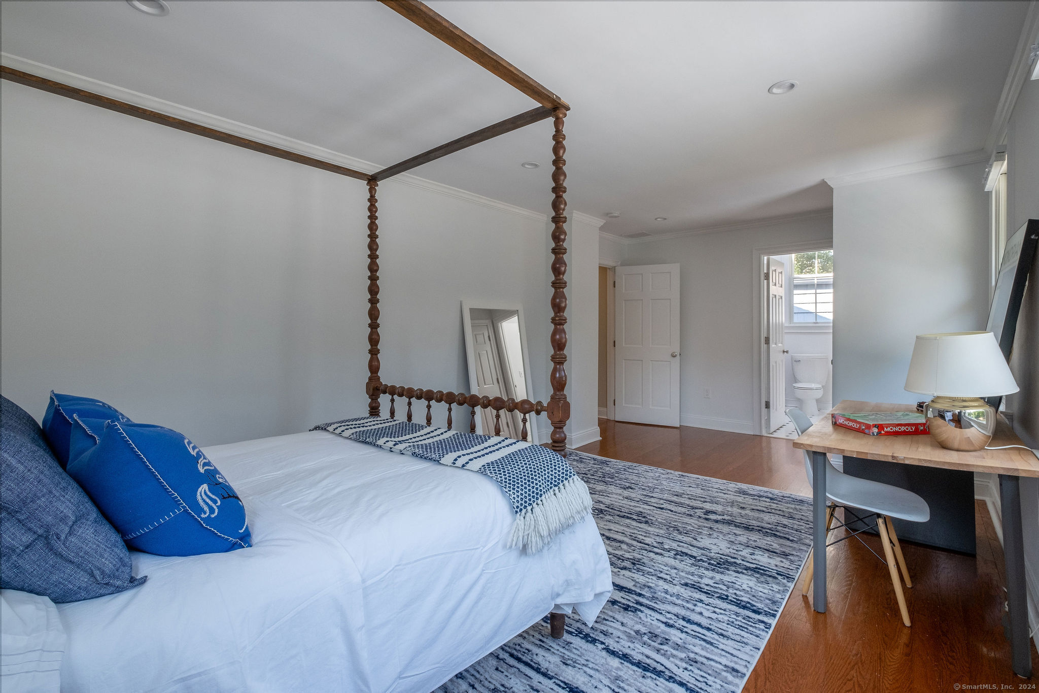 85 Island Avenue