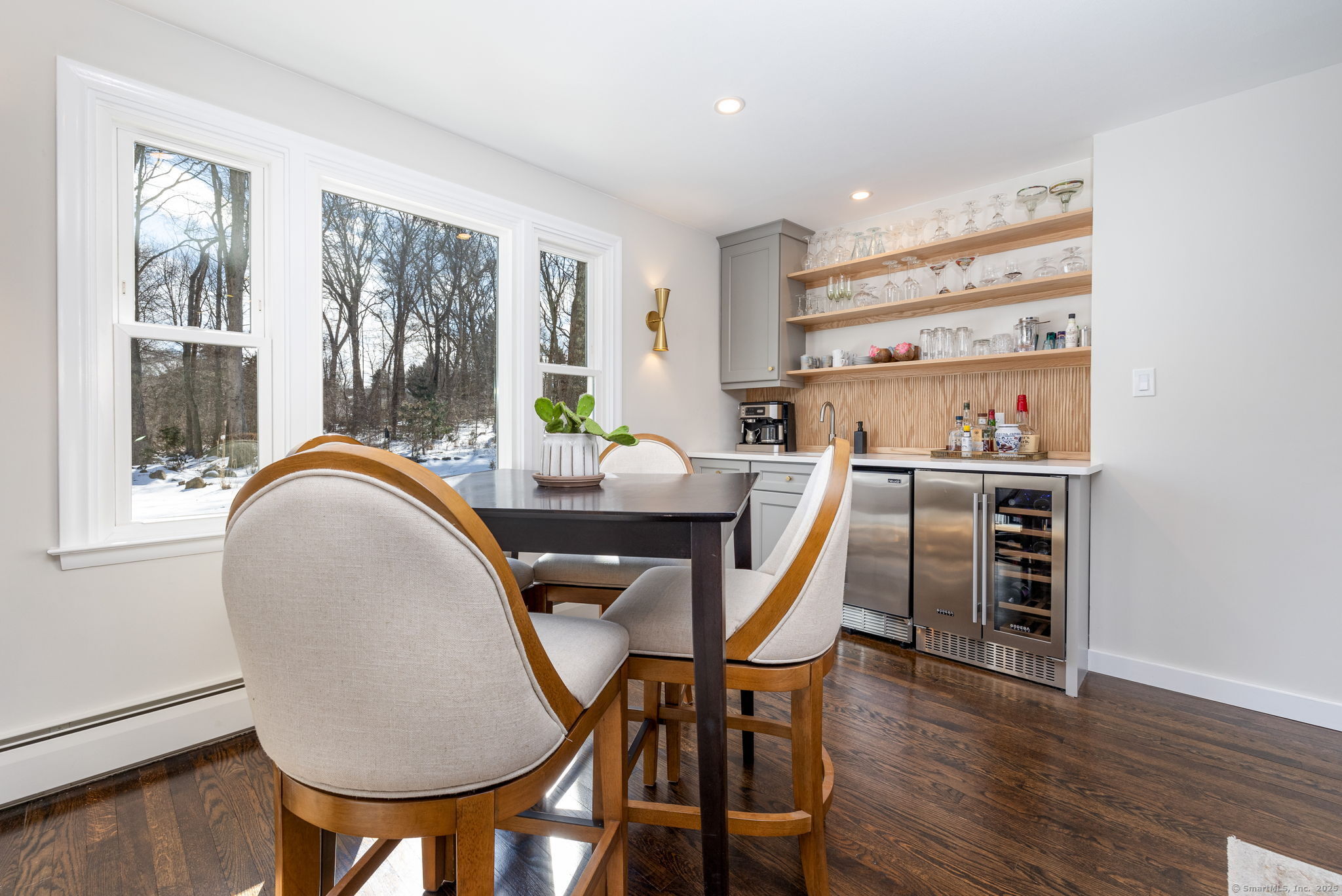 25 Rolling Meadow Road