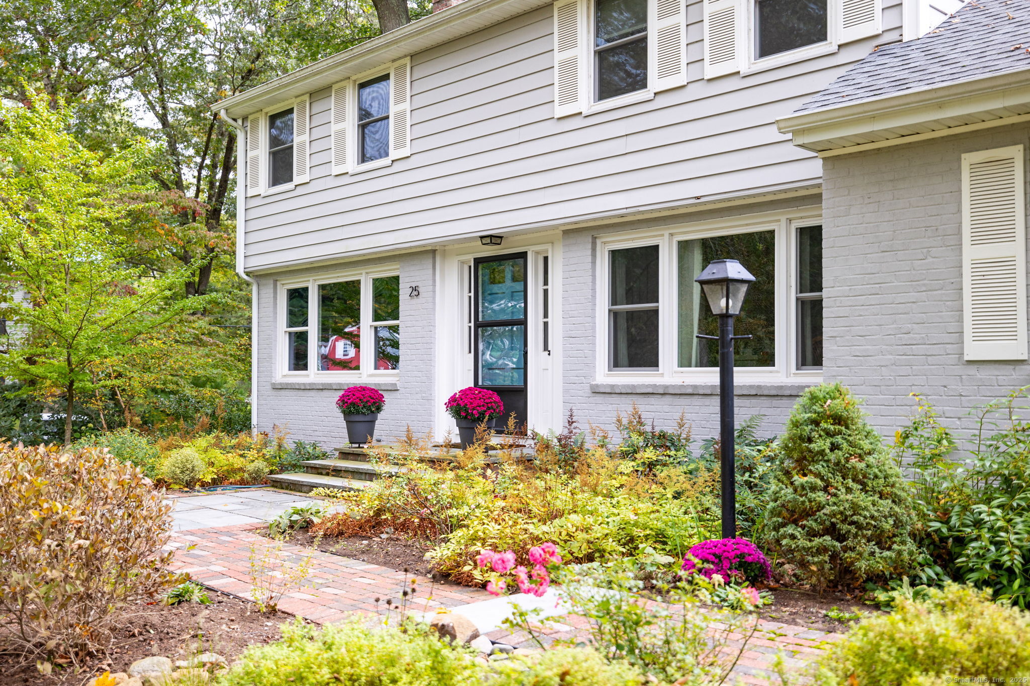 25 Rolling Meadow Road
