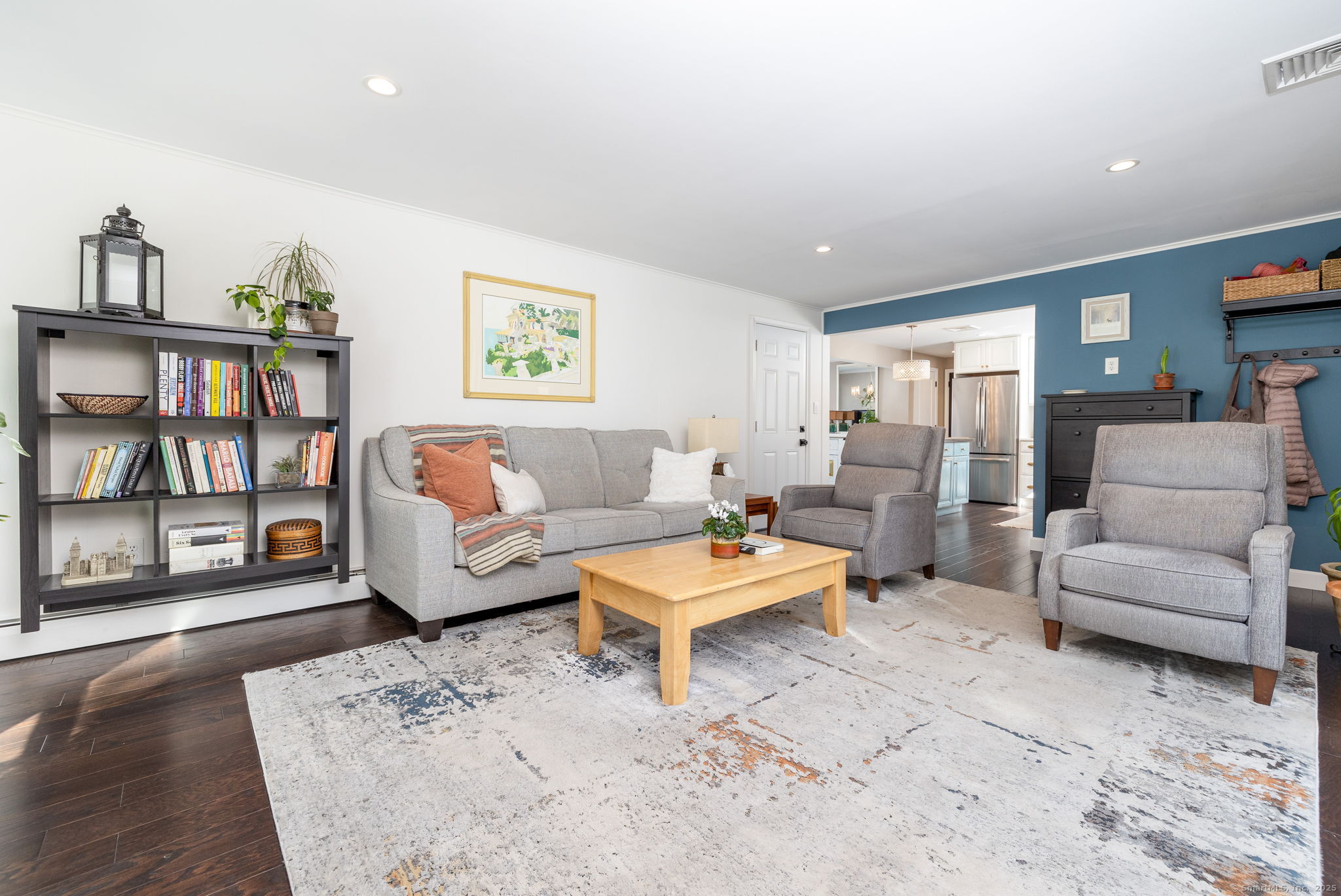 25 Rolling Meadow Road