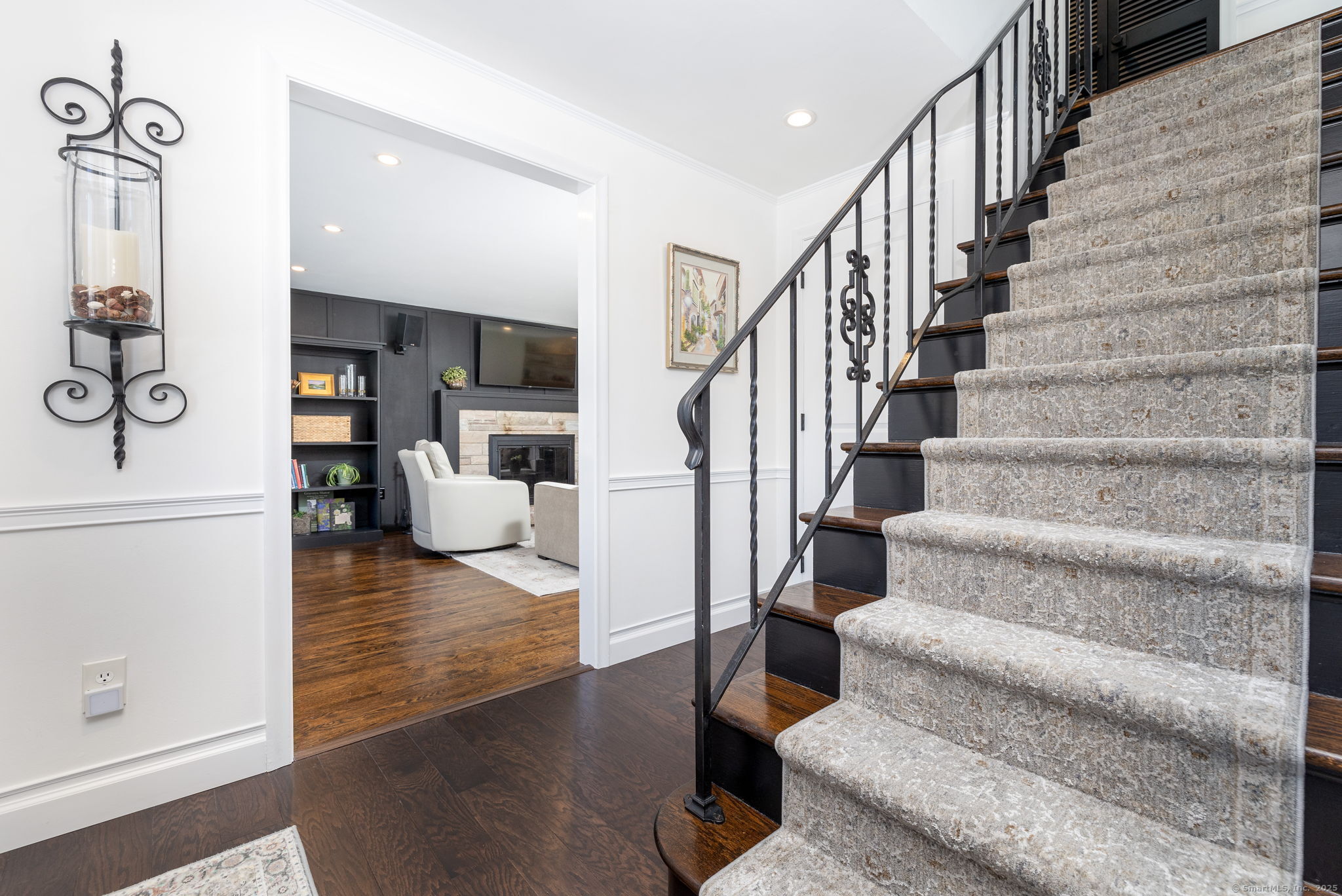25 Rolling Meadow Road