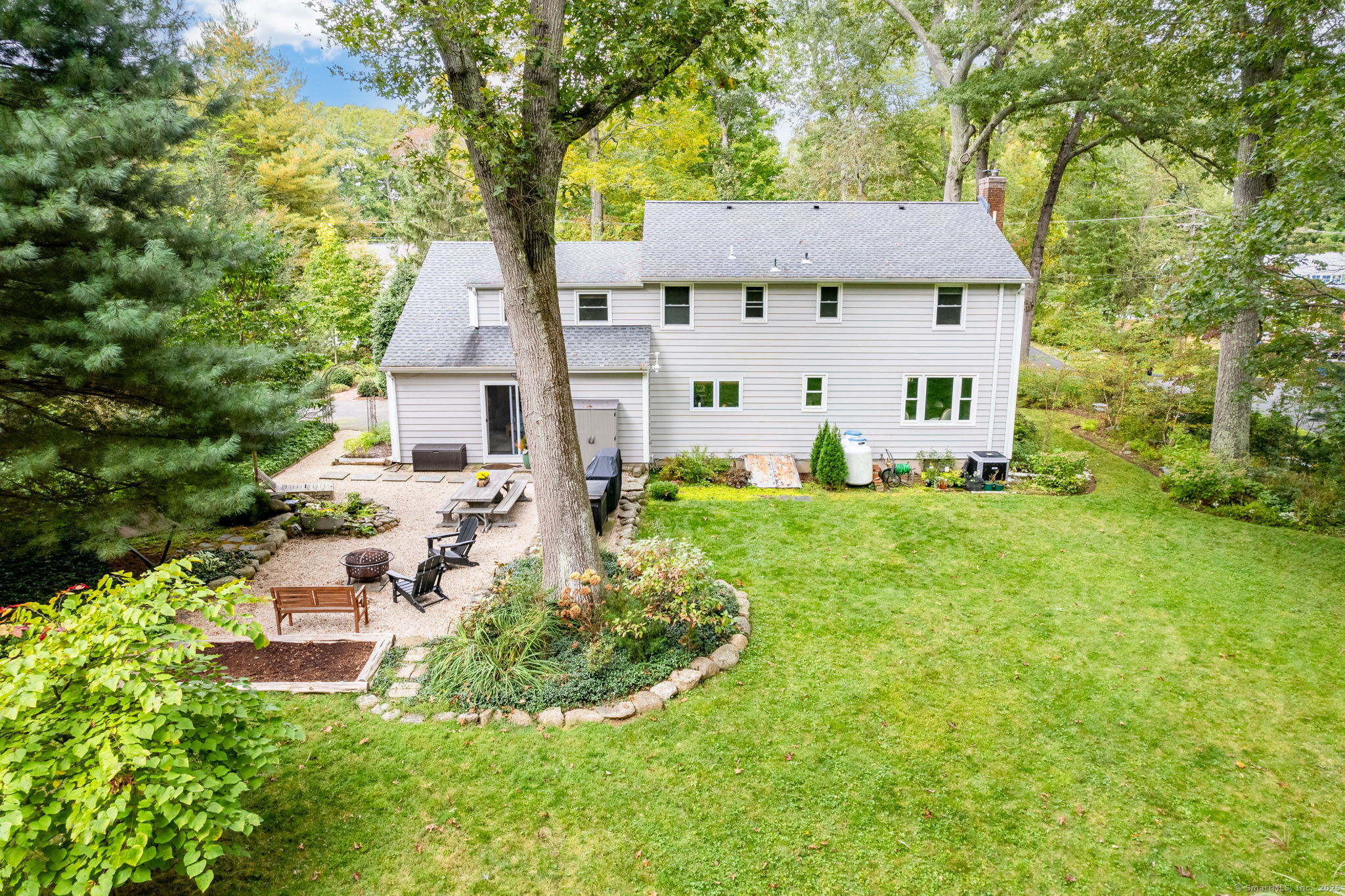 25 Rolling Meadow Road