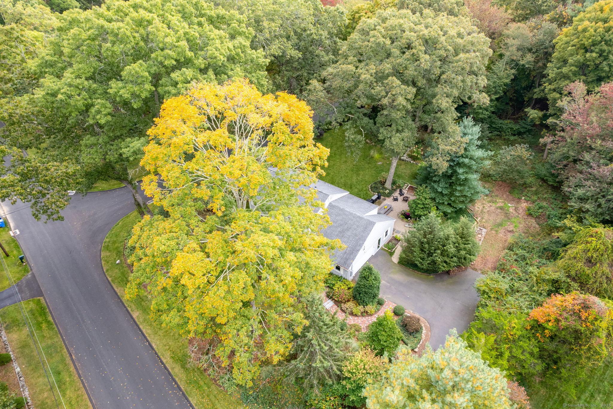 25 Rolling Meadow Road