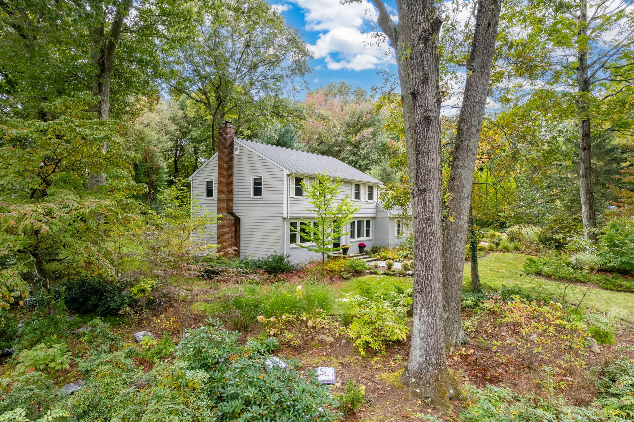 25 Rolling Meadow Road