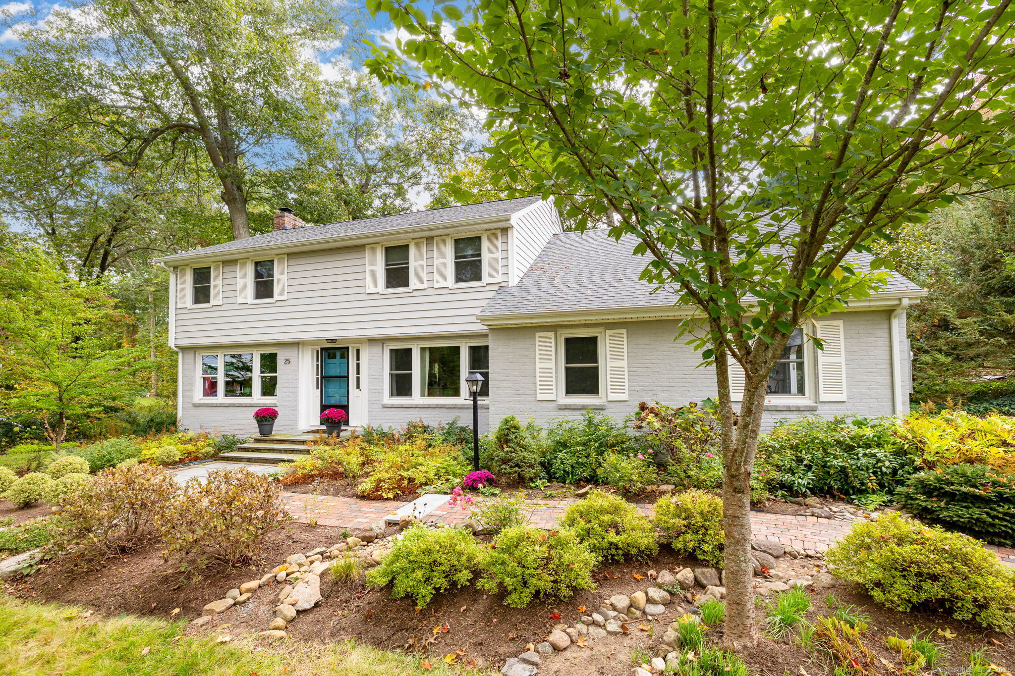 25 Rolling Meadow Road