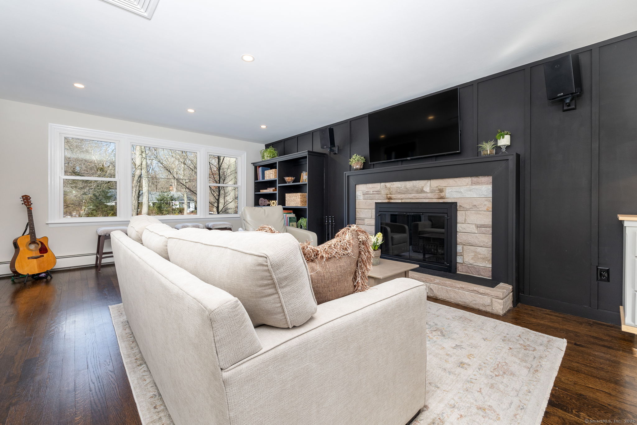25 Rolling Meadow Road