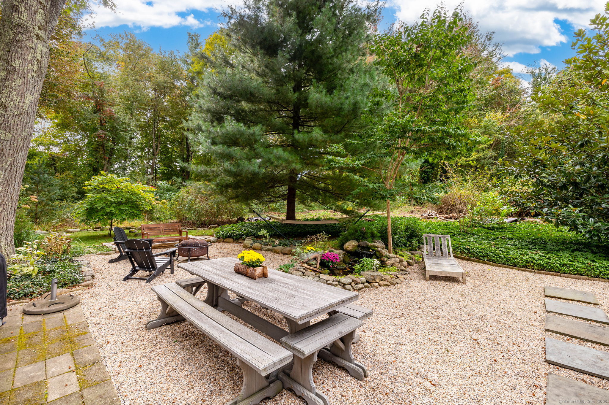25 Rolling Meadow Road