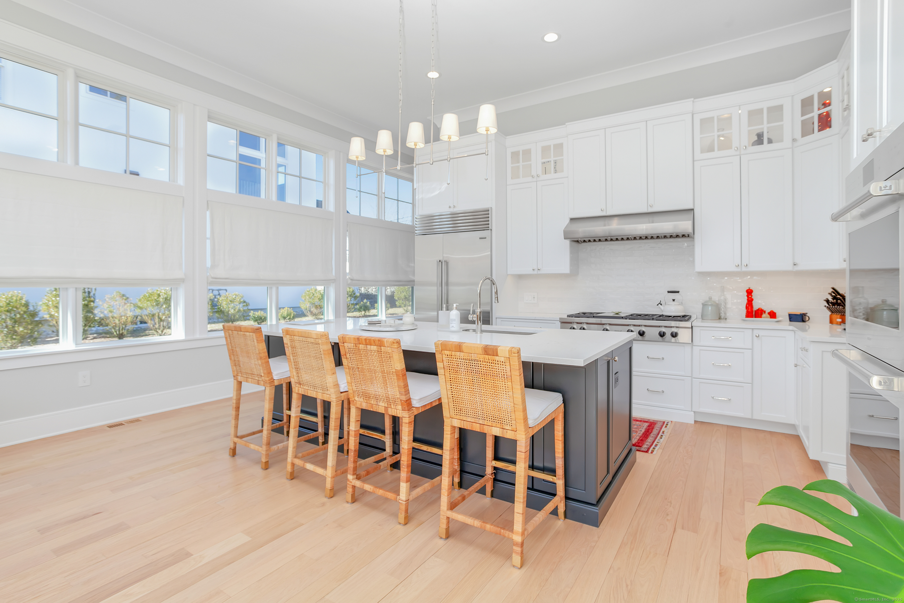 914 Boston Post Road 2