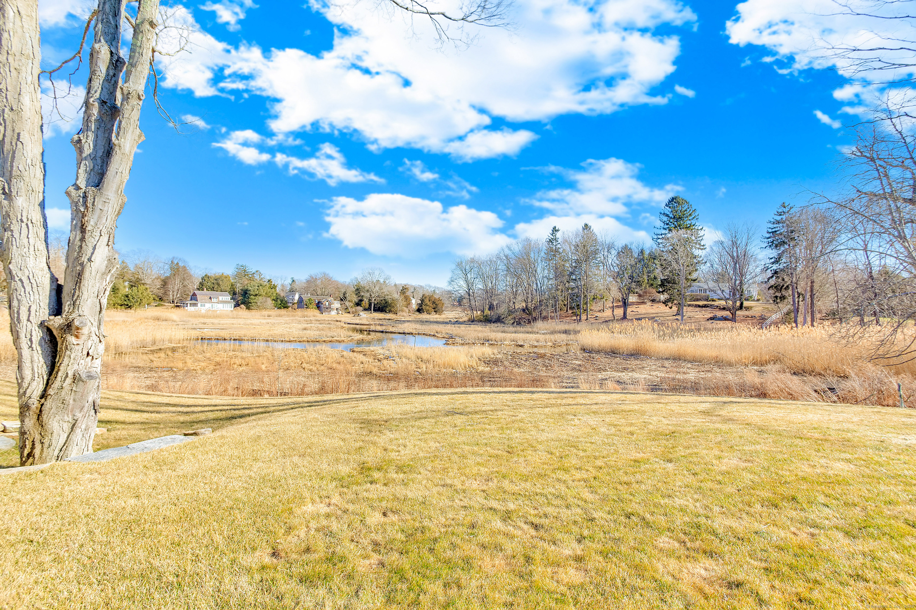 914 Boston Post Road 2