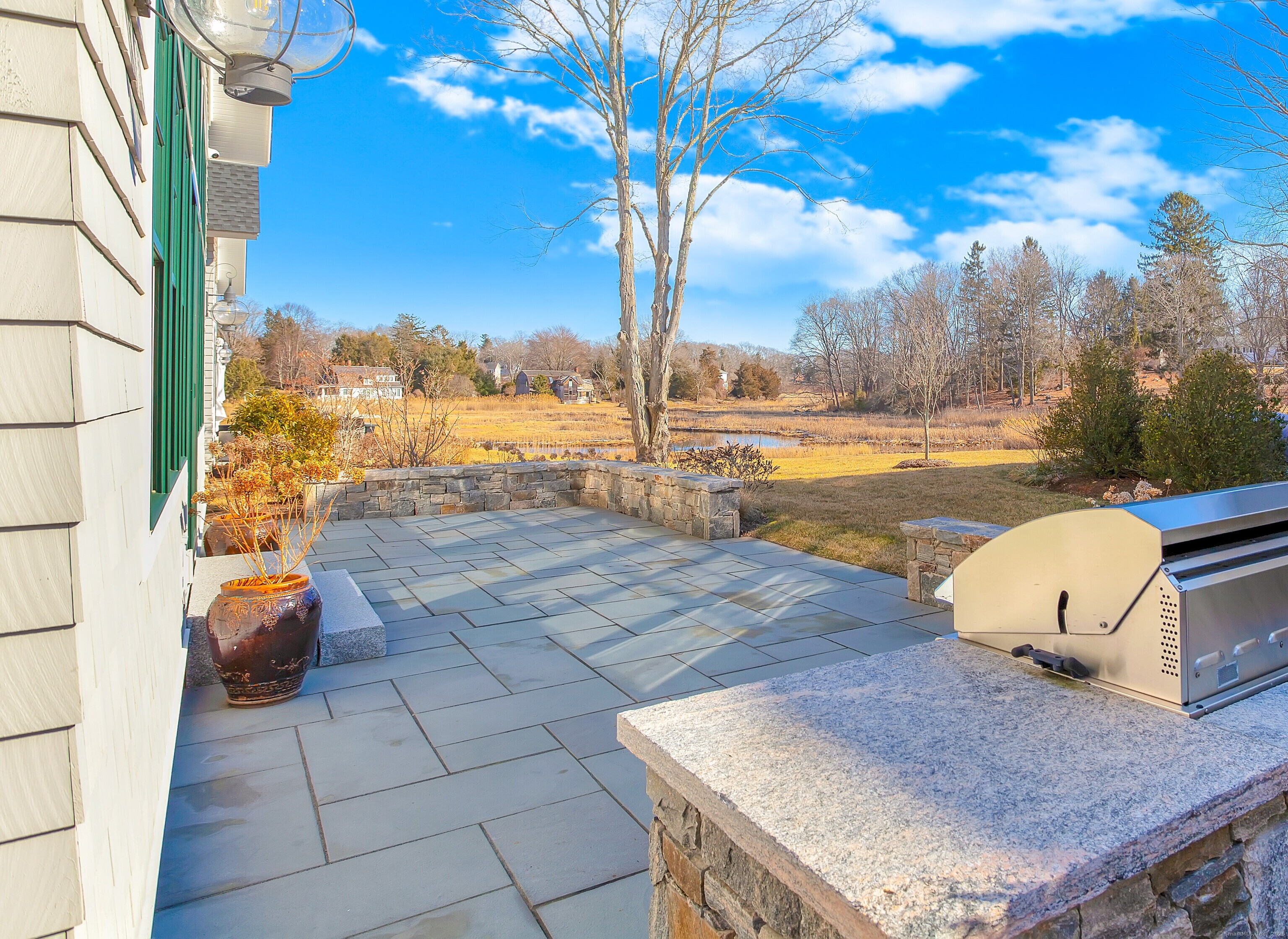 914 Boston Post Road 2