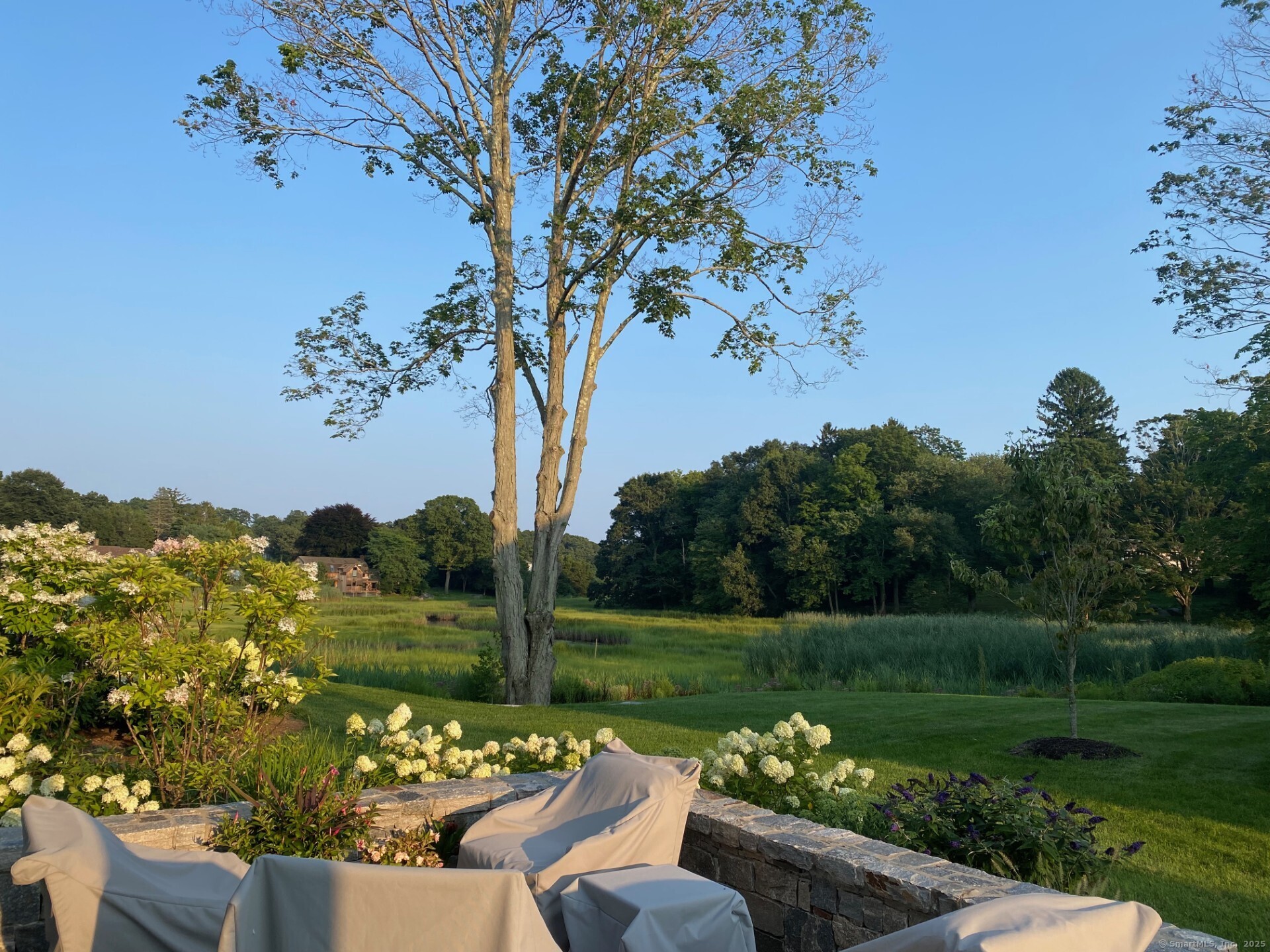 914 Boston Post Road 2