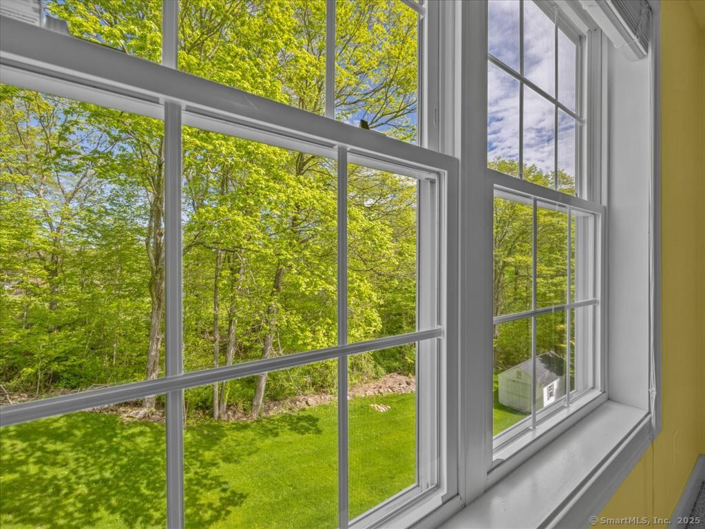 2273 Long Hill Road