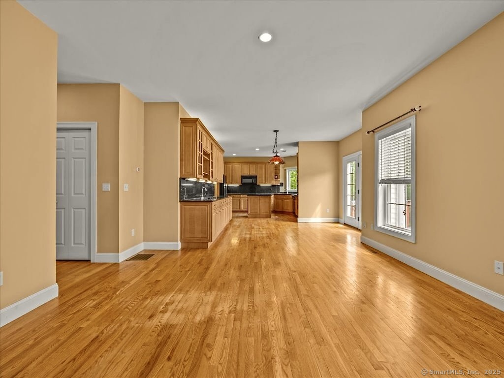 2273 Long Hill Road