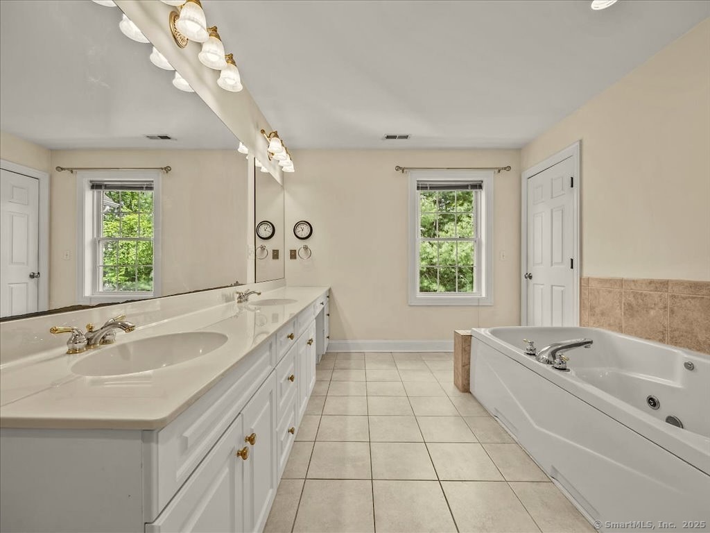 2273 Long Hill Road