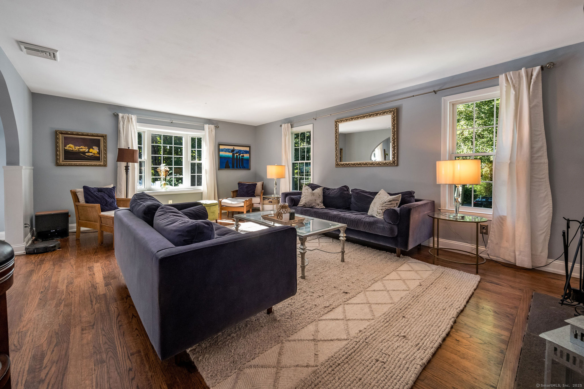 15 Buttonball Lane