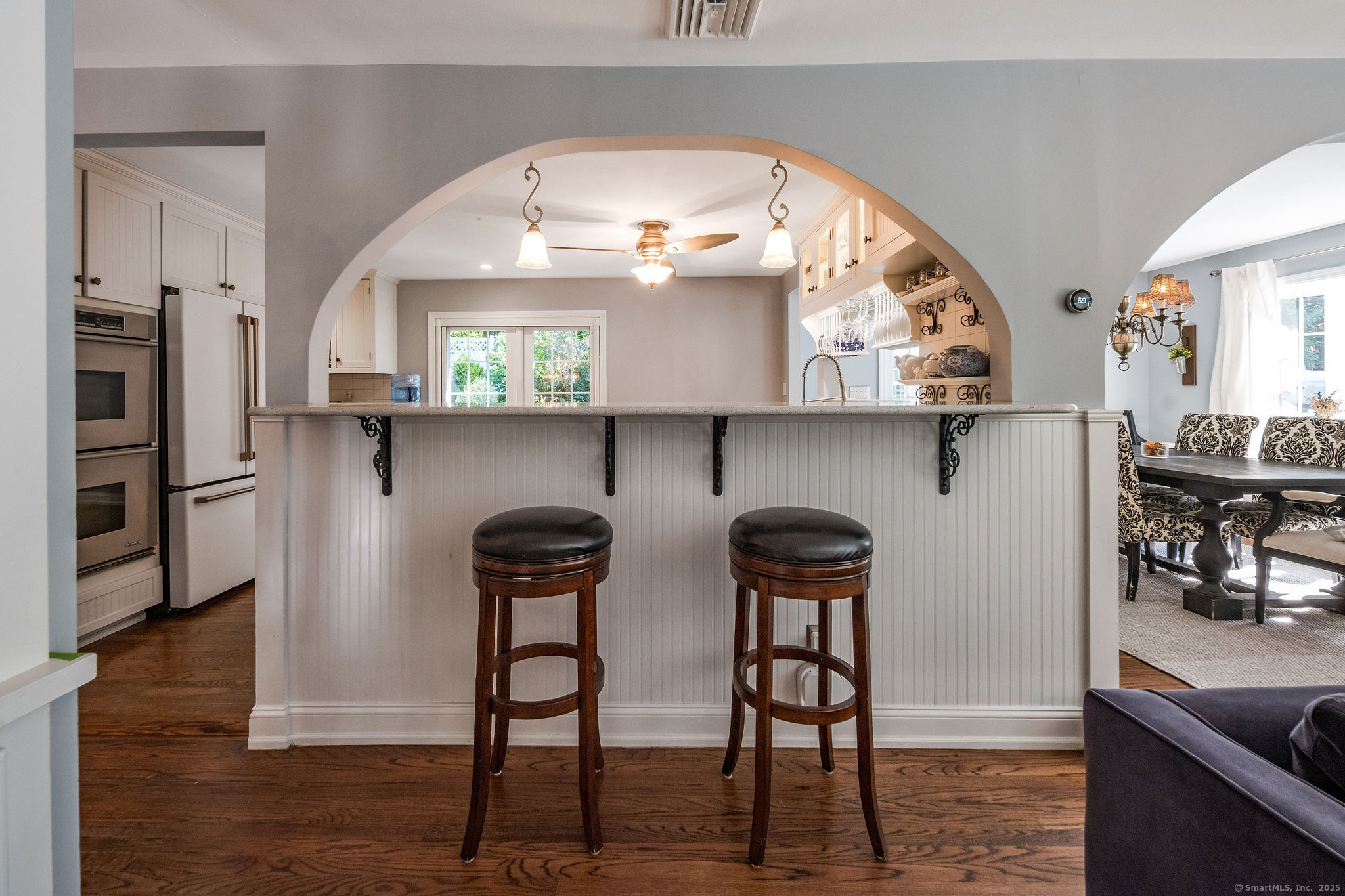 15 Buttonball Lane