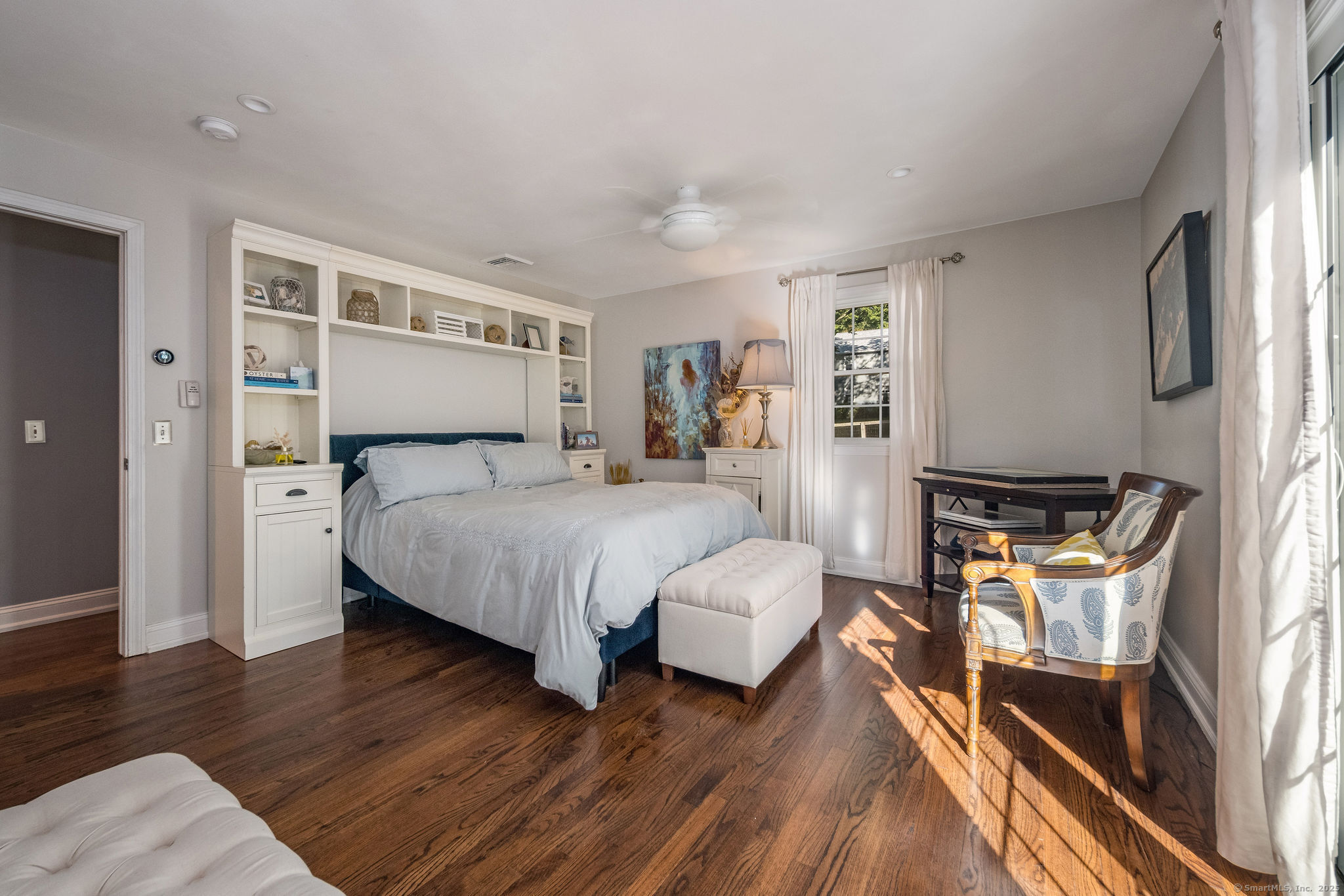 15 Buttonball Lane