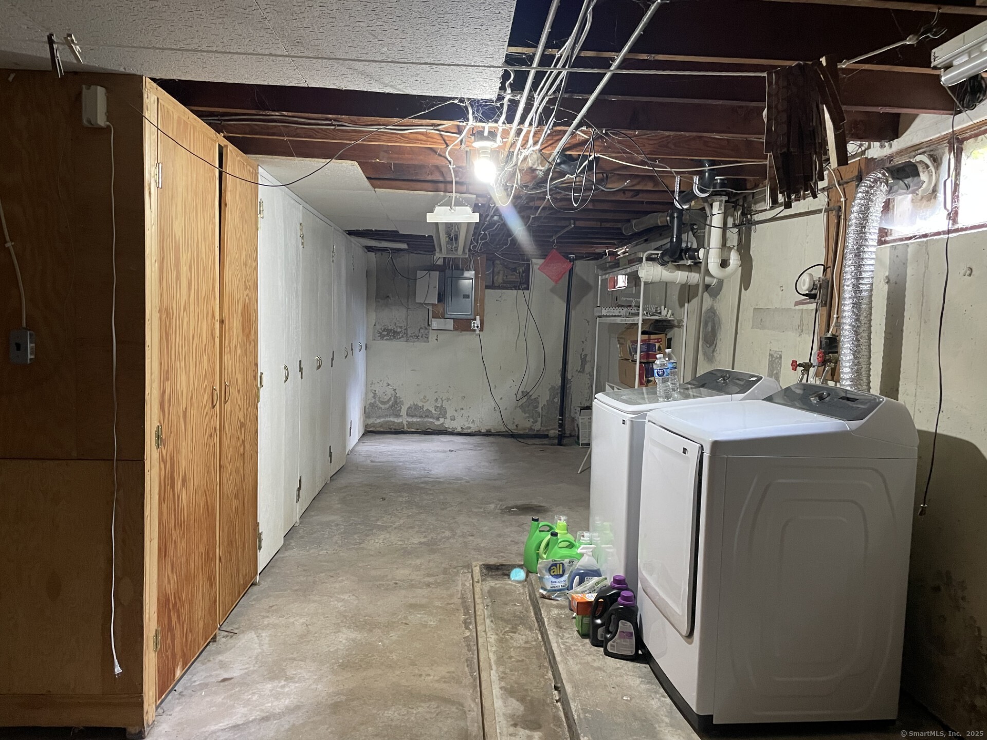 12 Bayberry Hill Road